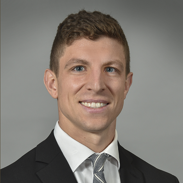 Daniel Divis Headshot